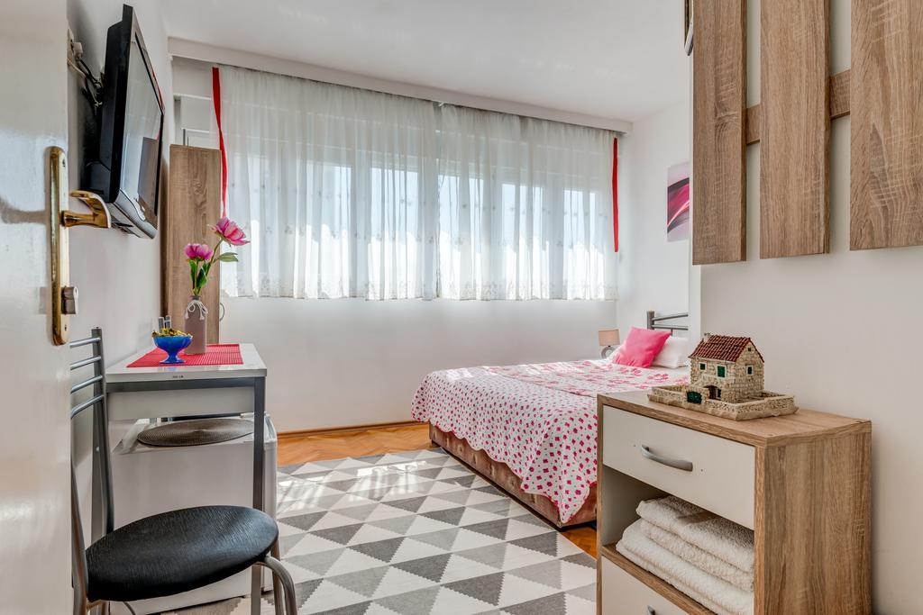 Rooms Alijev سبليت المظهر الخارجي الصورة